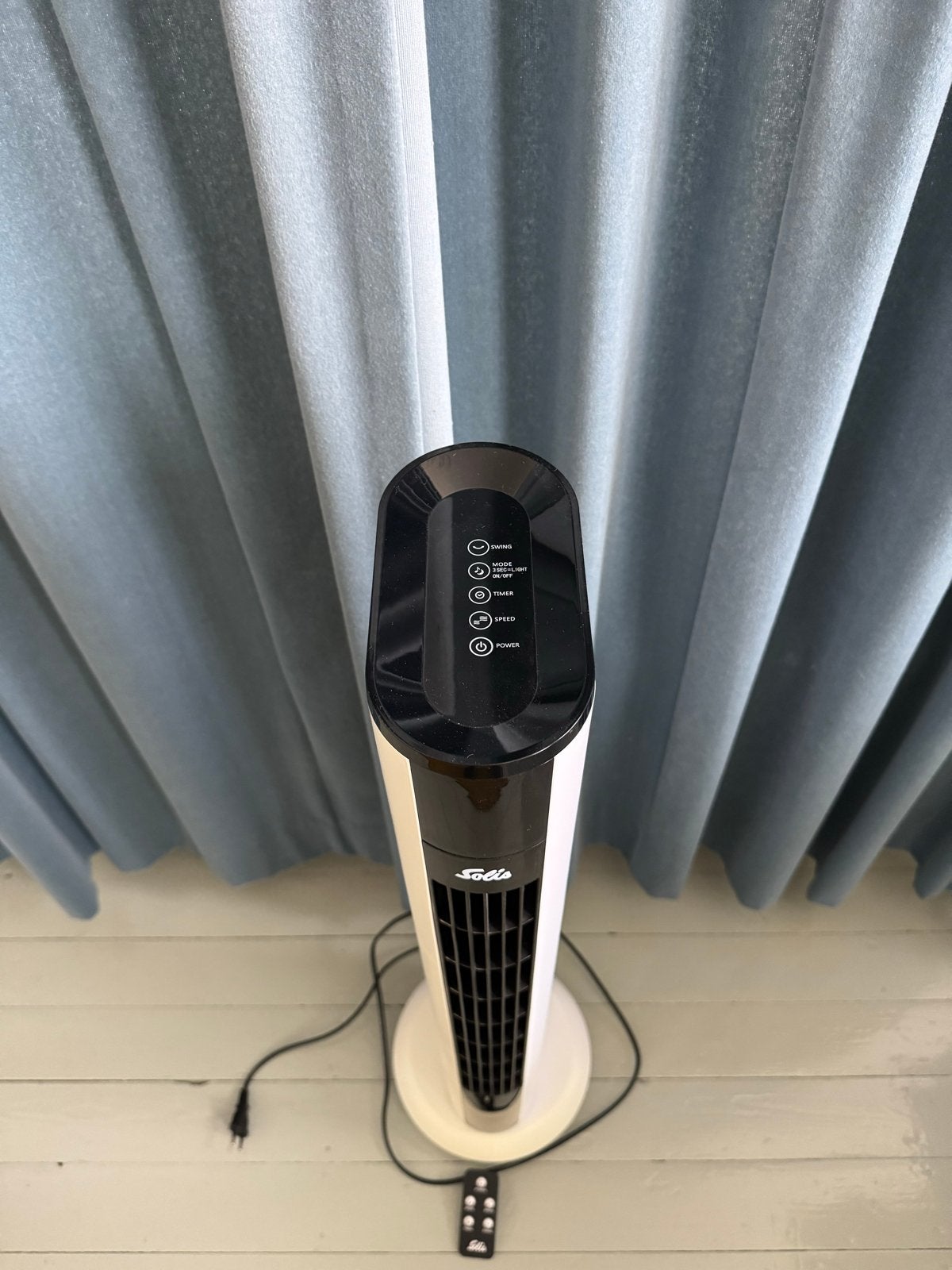 Torenventilator Solis Easy Breazy, Witgoed en Apparatuur, Ventilatoren, Ophalen, Ventilator met afstandsbediening, Gebruikt, Torenventilator