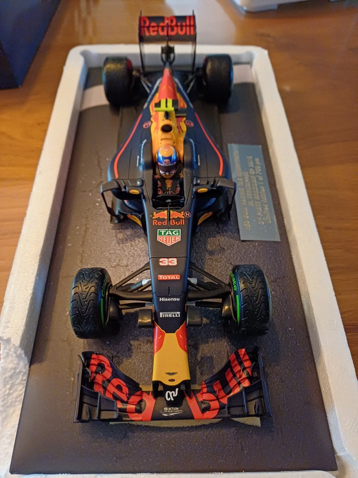 Max Verstappen Red Bull RB12 Brazilië GP 2016 1:18, Hobby en Vrije tijd, Modelauto's | 1:18, Nieuw, Auto, MiniChamps, Ophalen of Verzenden