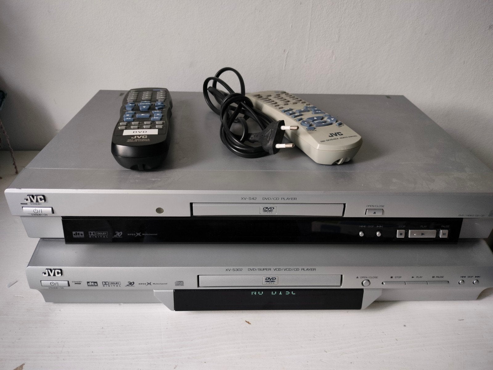 Xv-S42 en Xv-S302 JVC Dvd speler, Ophalen, Zo goed als nieuw, JVC