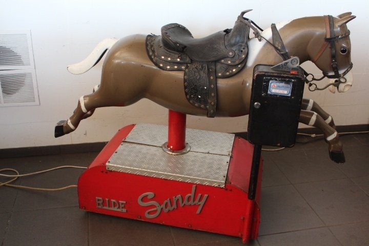 Uniek SANDY Ride Horse Kiddy Ride 1950 (m2456161906) — Automaten ...