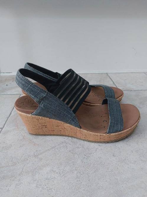 Skechers sandaal-slipper met sleehak maat 38, Skechers, Zo goed als nieuw, Grijs, Sandalen of Muiltjes