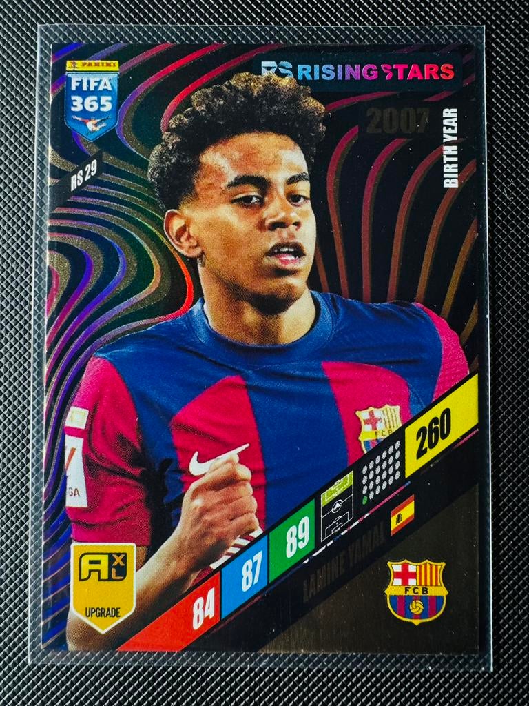 Lamine Yamal Panini FIFA 365 Rising Stars RS 29 Adrenalyn XL, Ophalen of Verzenden, Zo goed als nieuw, Plaatje
