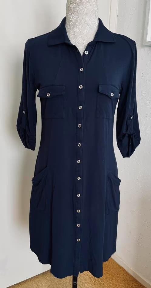 Riani blauwe doorknoop jurk maat 40