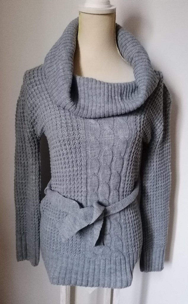 SUPER LEUKE grijze coltrui met ceintuurtje mt. S, Kleding | Dames, Truien en Vesten, Ophalen of Verzenden, Nieuw, Maat 36 (S)