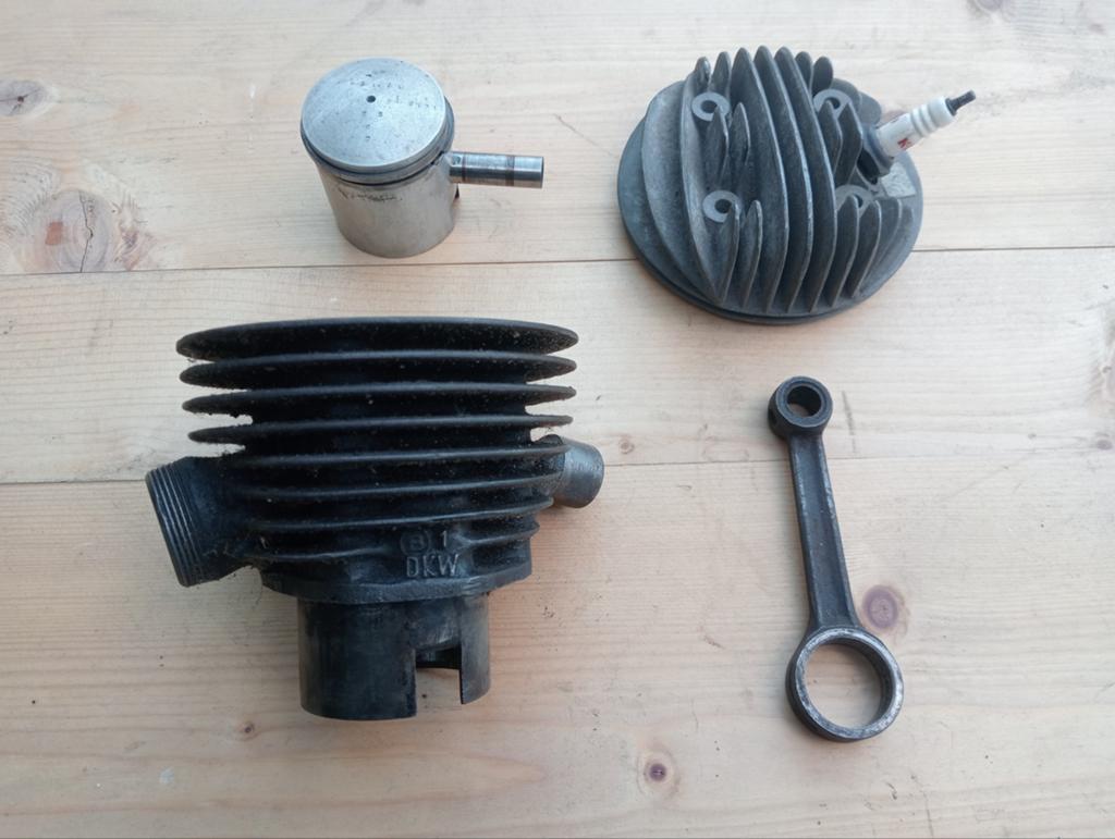 Cilinder DKW RT 98, Motoren, Onderdelen | Oldtimers, Ophalen of Verzenden