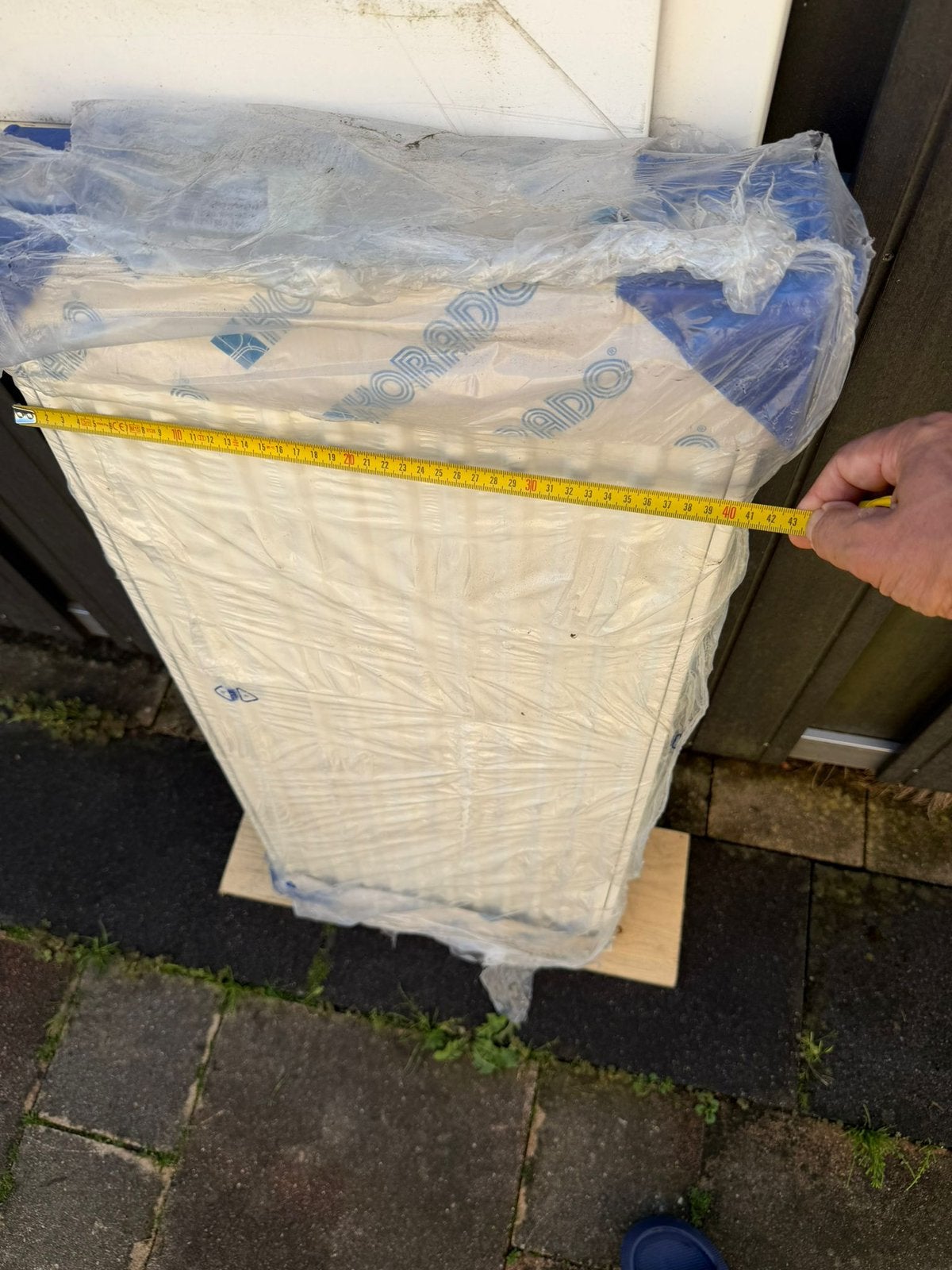 Nieuwe Korado radiator wit type 22 (90x40), Ophalen, Doos, Minder dan 35 cm, Zo goed als nieuw