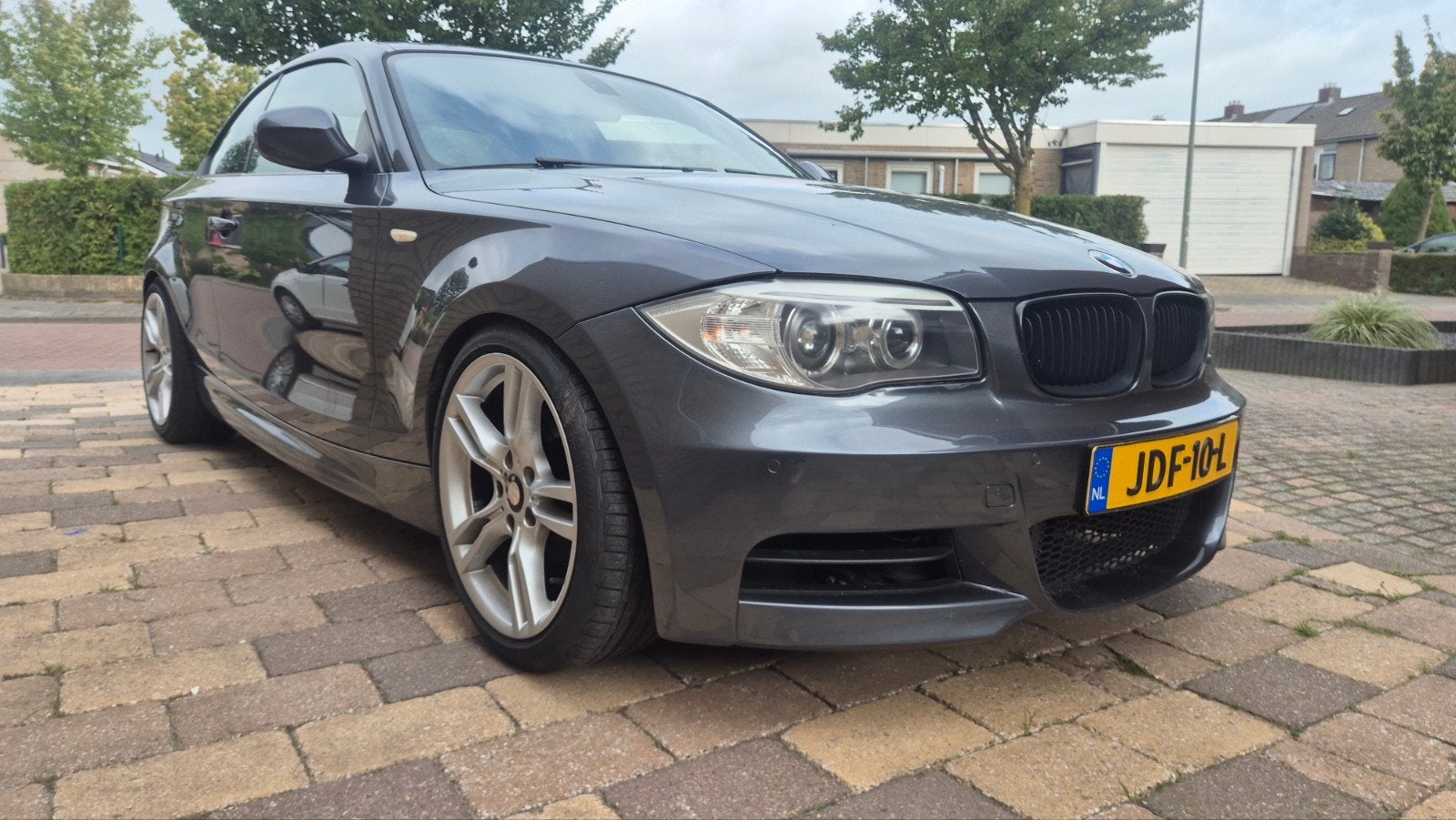 BMW 1-Coupé (e82) 120i 170pk Aut. 2012 nwe APK, Auto's, Automaat, 1995 cc, 4 cilinders, 4 stoelen