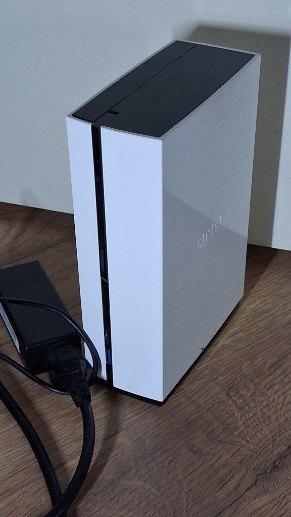 QNAP TAS-168 NAS (Android) Network Attached Storage, Verzenden, Gebruikt