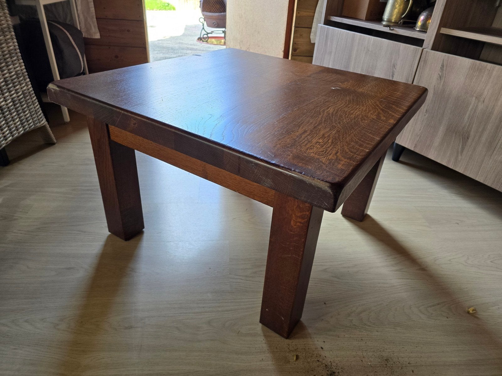 Eikenhouten salontafel vierkant 70x70x44cm, Ophalen, 50 tot 100 cm, 50 tot 100 cm, Zo goed als nieuw