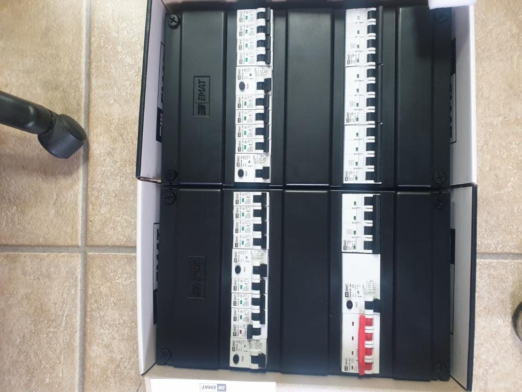 EMAT GROEPENKASTEN 1/3 fase (nieuw), Ophalen, Nieuw, Overige typen