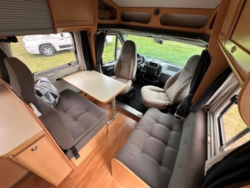 Roller Team Granduca 255 P 6-PERSOONS / NAP, Caravans en Kamperen, Overige merken, Standaard zit, Ringverwarming, Fiat