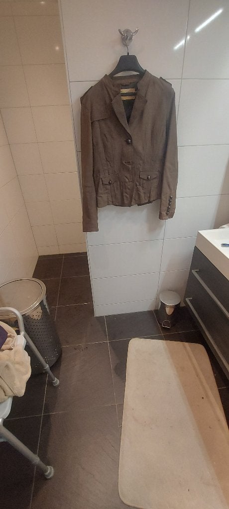 Stijlvol legergoen leren jasje van het merk Giacomo, Ophalen, Maat 42/44 (L), Zo goed als nieuw, Jasje
