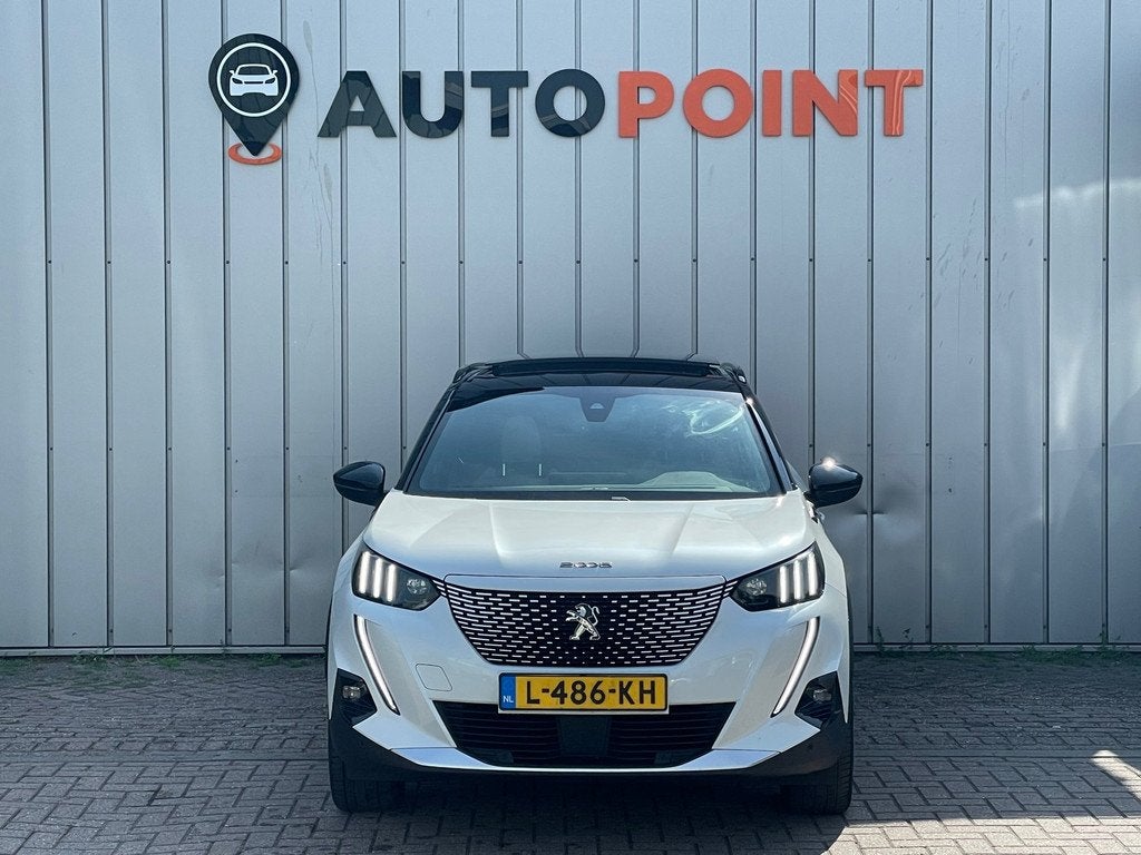 Peugeot E-2008 EV GT Pack 50 kWh SOH 91% FASE 3 DEALER OND E, Auto's, Peugeot, 136 pk, Zwart, Automatische klimaatregeling, Wit