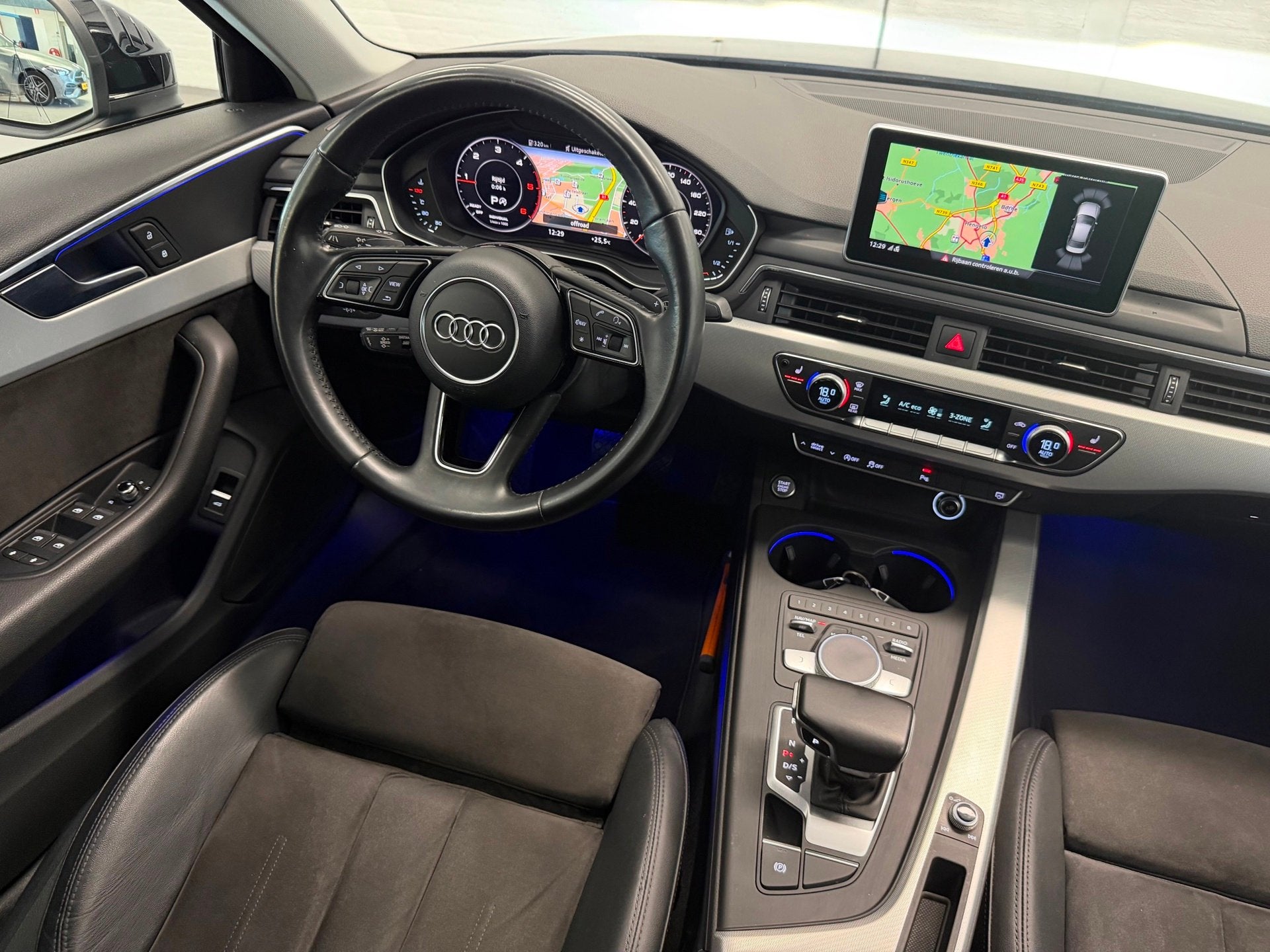 Foto 20 van Audi A4 Limousine 2.0 TDI quattro Sport S-Line 190 Pk Automa