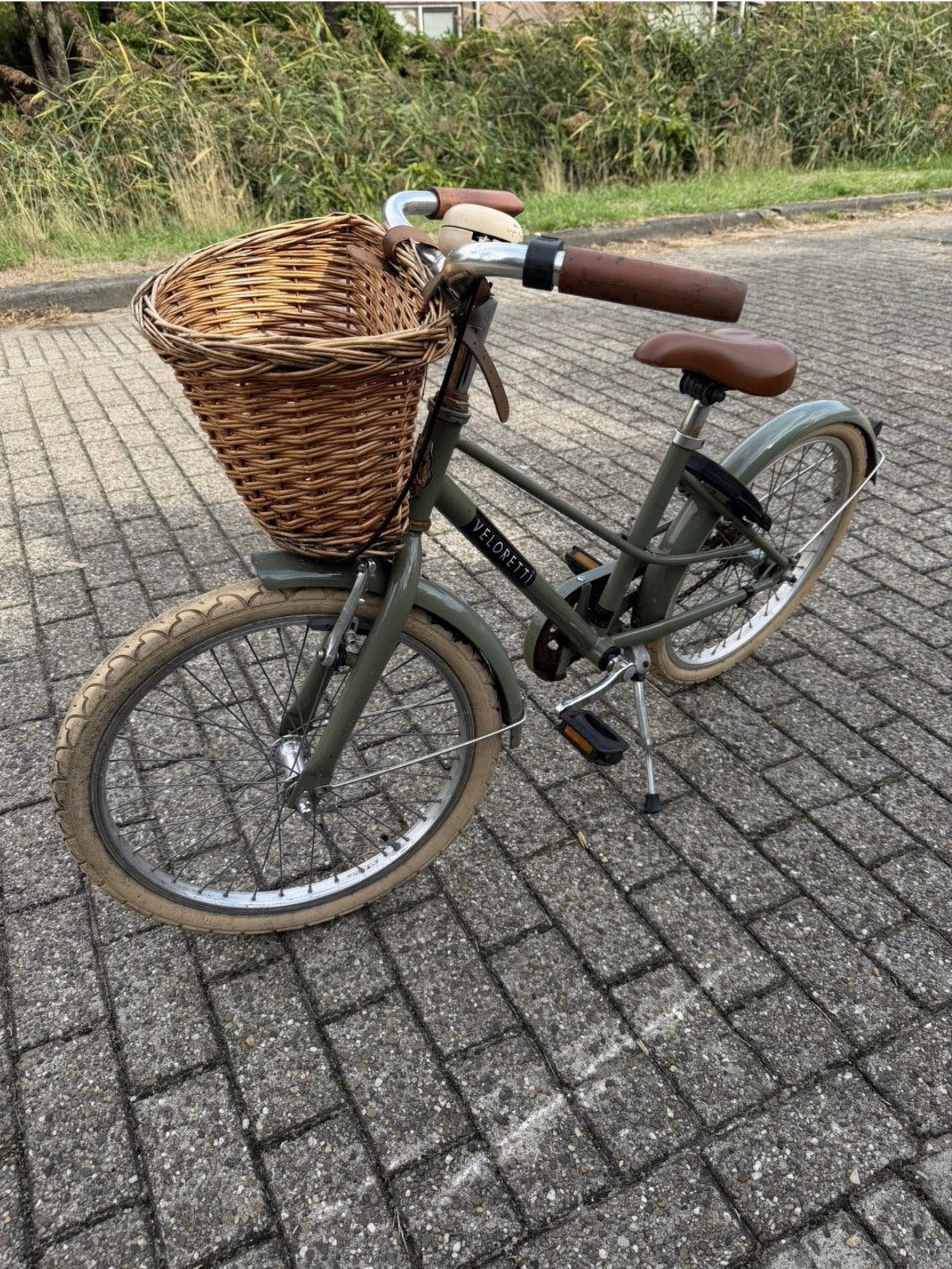 Veloretti Junior 20" Kinderfiets - Groen + Rieten Mand, Ophalen of Verzenden, Zo goed als nieuw