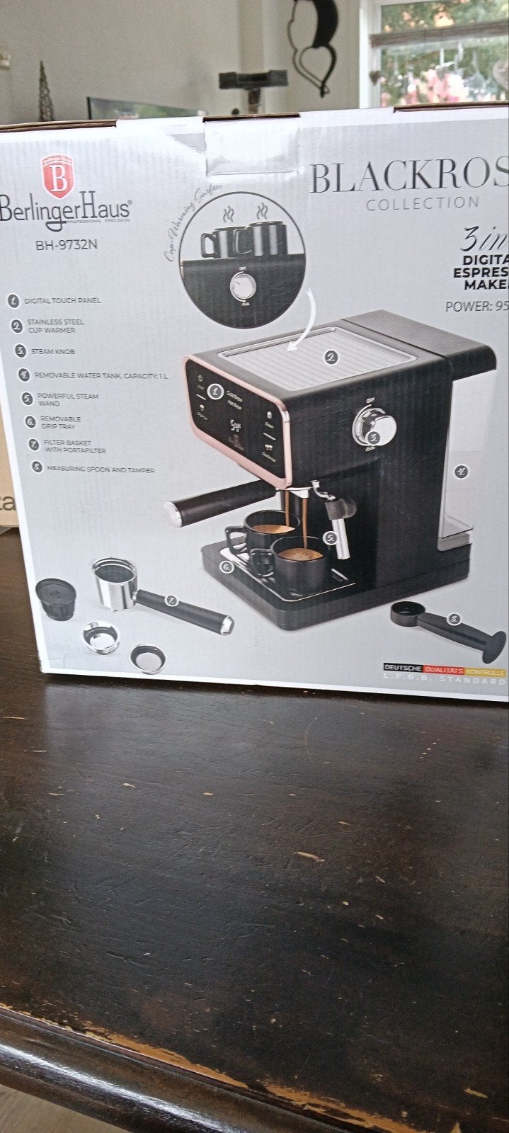 Berlinger Haus BH-9732N Blackrose Digitale Espressomachine, Witgoed en Apparatuur, Koffiezetapparaten, Espresso apparaat, 10 kopjes of meer