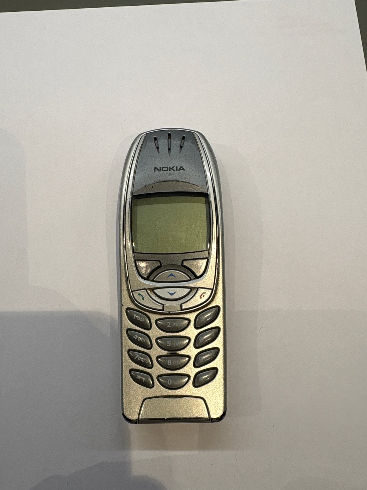 Nokia 6610 - Klassieke telefoon, zilverkleurig, Gebruikt, Verzenden, Geen camera, Fysiek toetsenbord