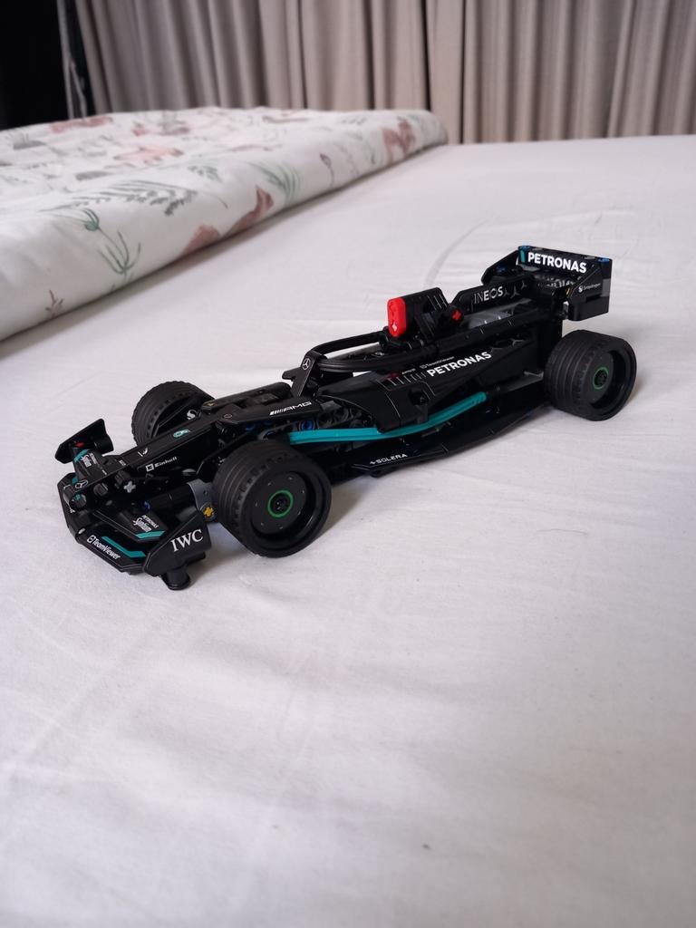 Lego technic f1 Mercedes, Hobby en Vrije tijd, Ophalen, Nieuw, Overige schalen, Auto onroad