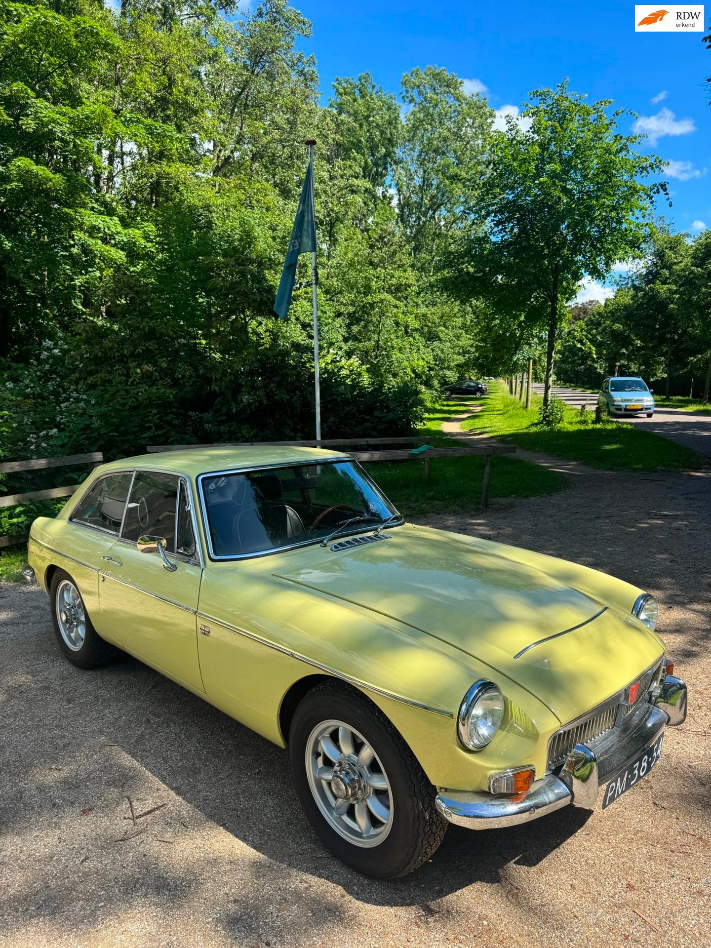 MG GT, Auto's, Achterwielaandrijving, Gebruikt, Geïmporteerd, 6 cilinders