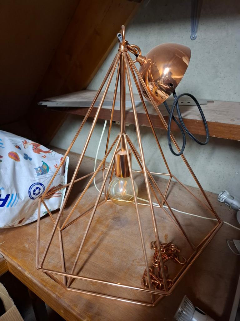 Koperkleurige geometrische hanglamp, Ophalen, 50 tot 75 cm, Zo goed als nieuw, Metaal