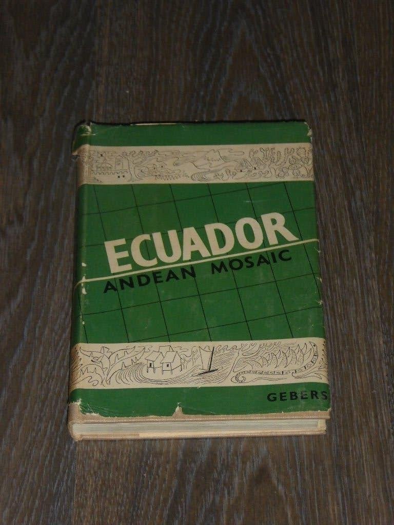ECUADOR Andean Mosaic, Gelezen, Non-fictie, Blomberg, Ophalen of Verzenden