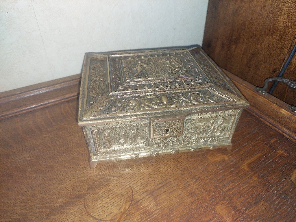 Kist / Brons / Religieus / Reliekschrijn / Relikwidoosje, Ophalen of Verzenden