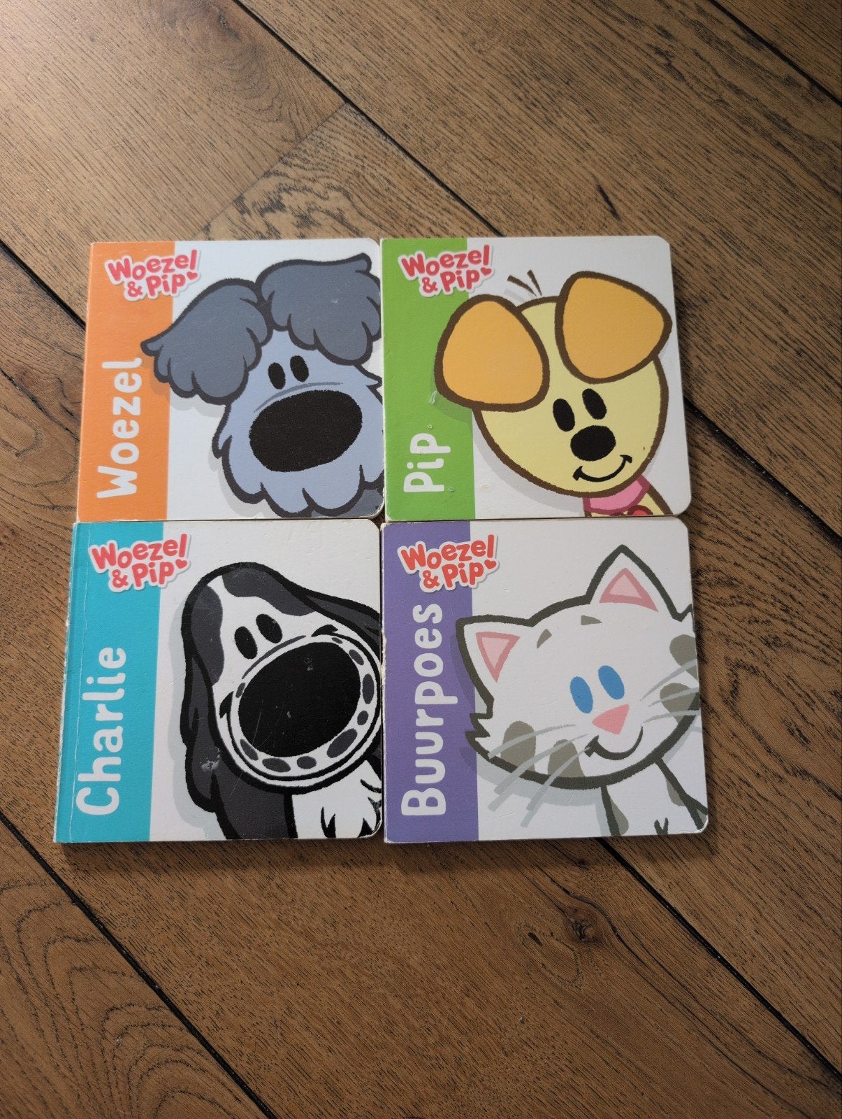 4 Woezel en Pip boekjes - Gebruikte staat, Fictie algemeen, Jongen of Meisje, Voorleesboek, 4 jaar