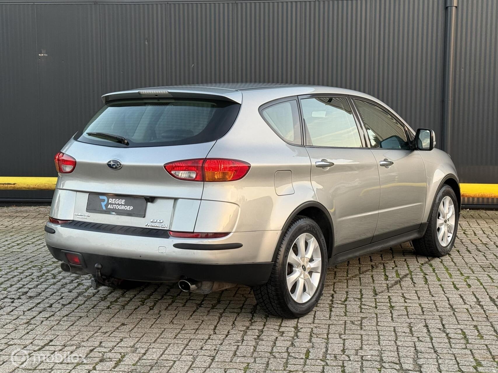 Subaru Tribeca 3.0R Luxury AUTOMAAT, Auto's, Automaat, Gebruikt, 2000 kg, Bedrijf