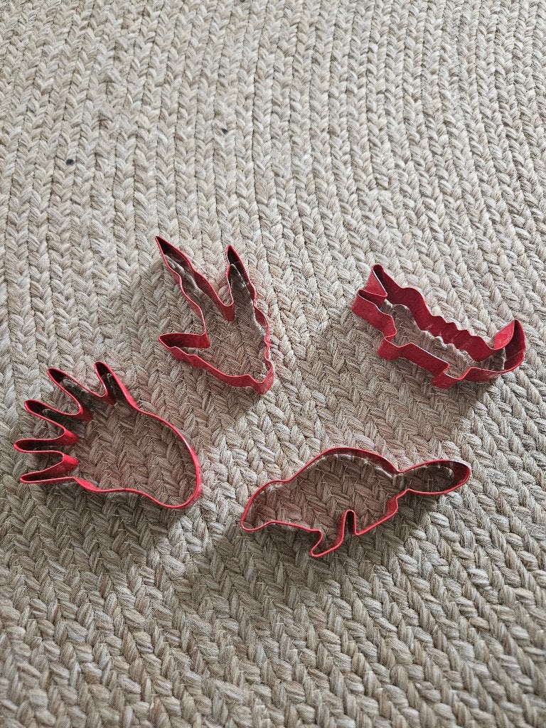 Dino koekjes vormpjes, Ophalen of Verzenden, Zo goed als nieuw, Metaal, Rood