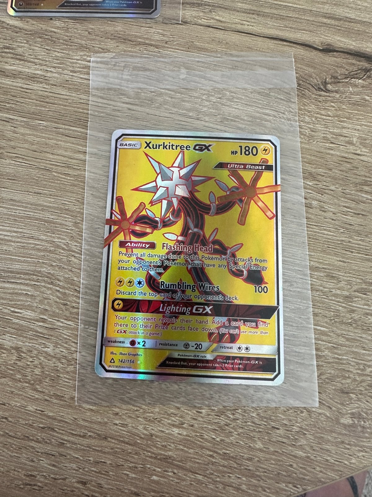Pokemon kaart xurkitree GX 142/156, Ophalen of Verzenden, Zo goed als nieuw