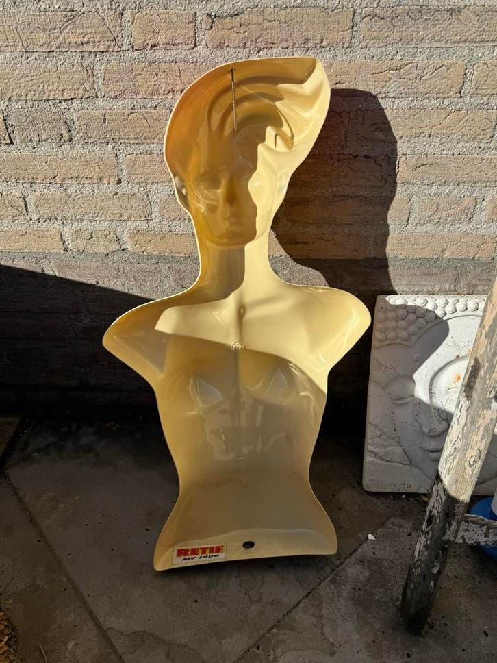 Vintage etalagepop bovenlijf met rood haar - RETIF MV 1000, Ophalen, Gebruikt, ., .
