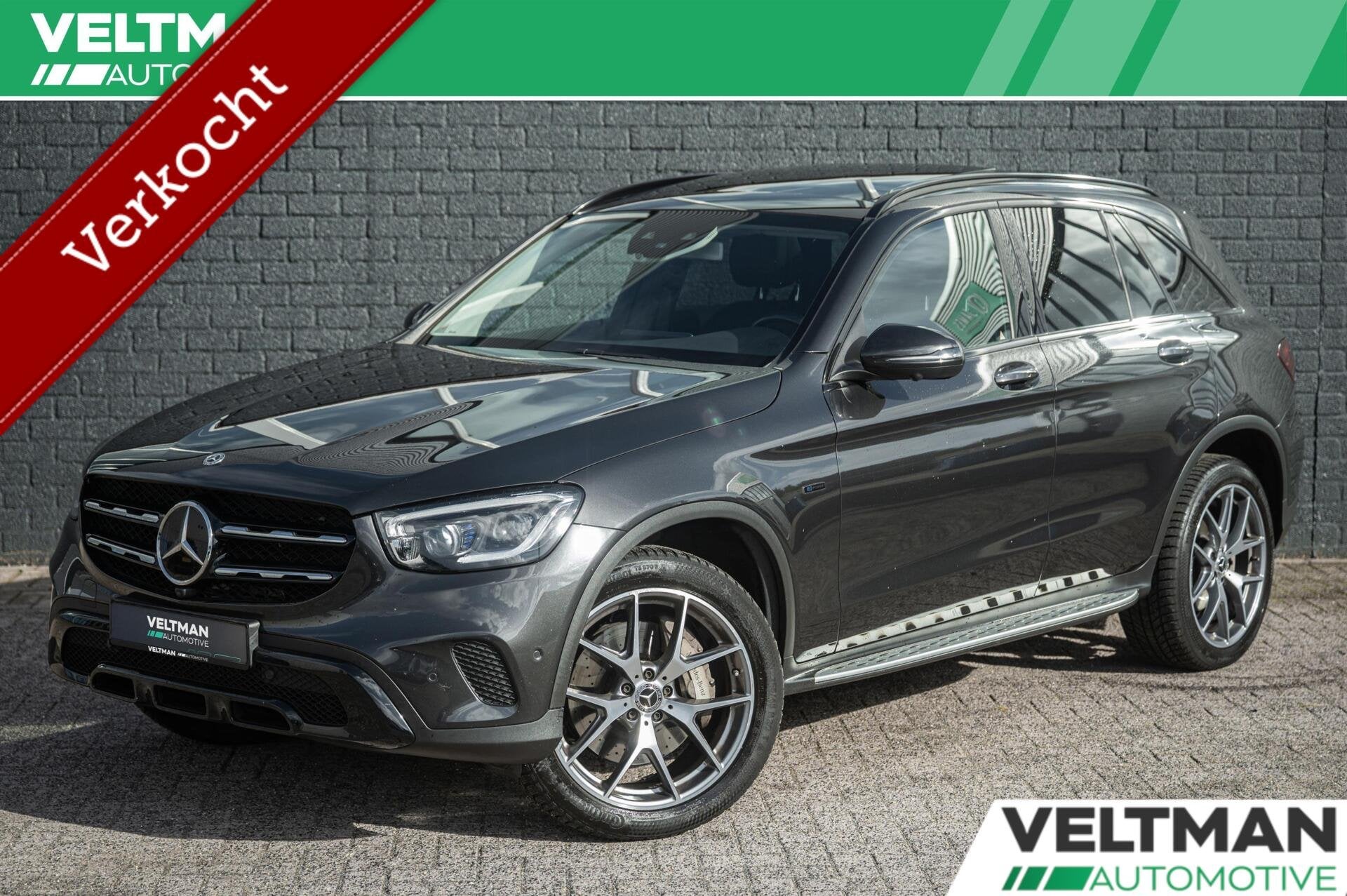 Mercedes GLC-klasse 300e 4MATIC AMG LINE PANORAMADAK TREKHAA, Auto's, Dealer onderhouden, Gebruikt, Euro 6, 4 cilinders