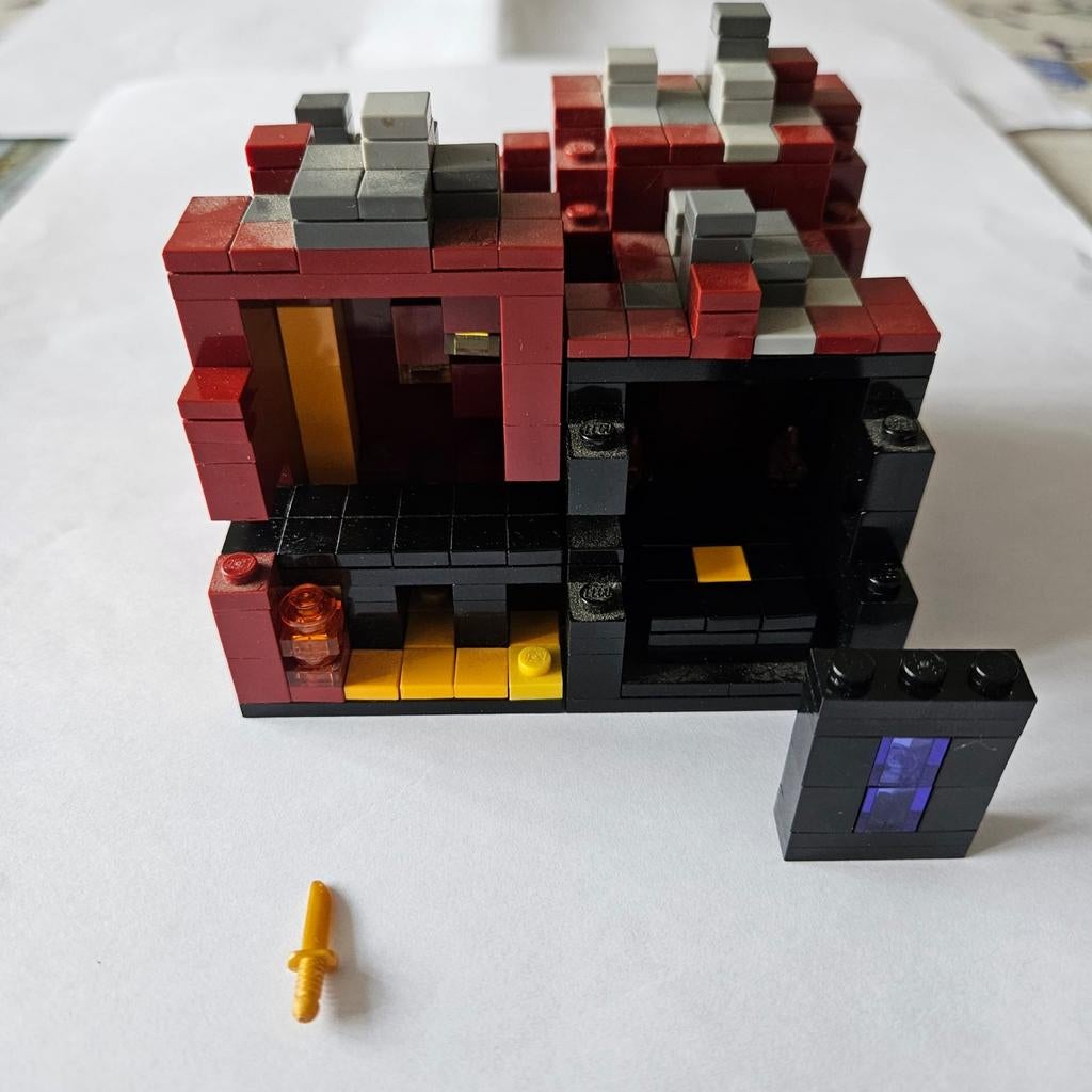 Lego minecraft Microwereld - De Nether 21106, Inclusief minifiguren, Gebruikt, Minecraft, Lego