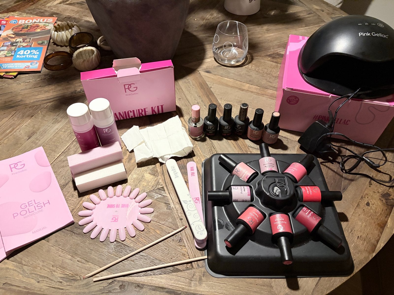 Complete Pink Gellac set met lamp en veel kleuren, Ophalen of Verzenden, Zo goed als nieuw, Toebehoren, Handen en Nagels