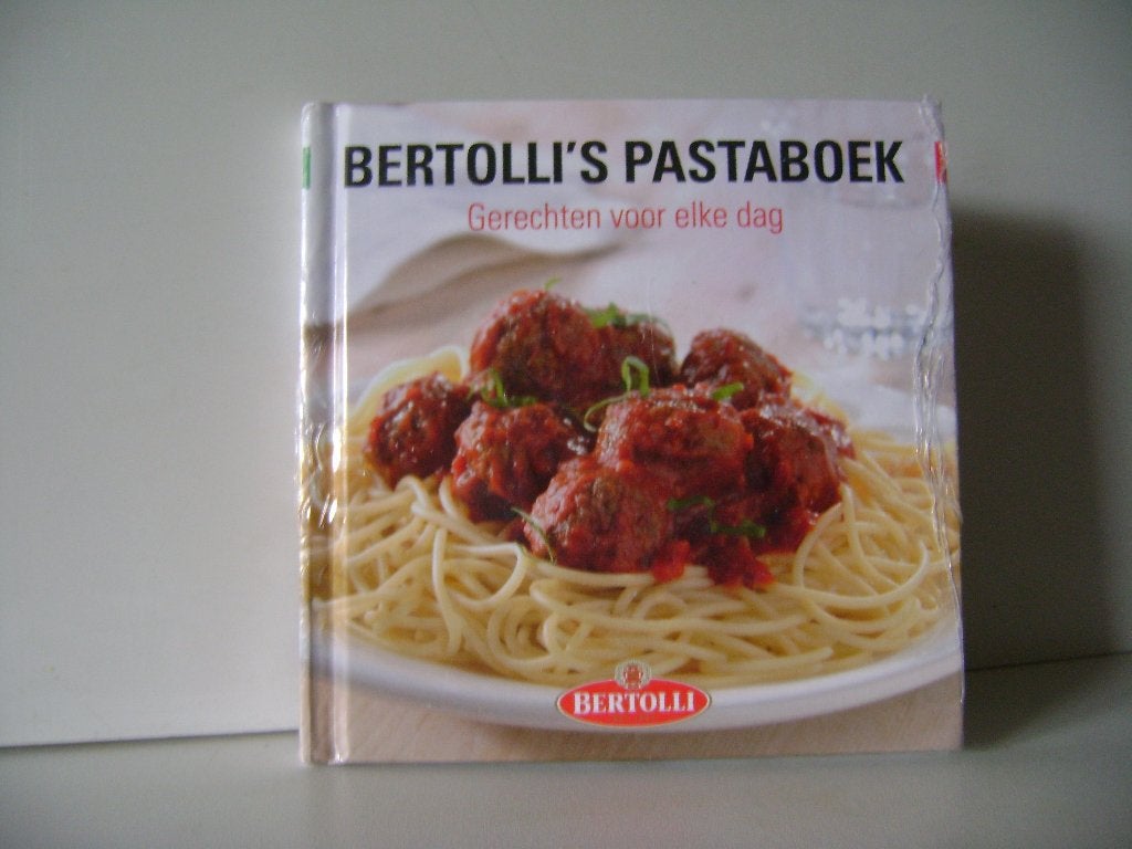 Nieuw kookboek Bertolli's pastaboek.Hardcover en gesealed, Ophalen of Verzenden, Nieuw, Bertolli, Italië