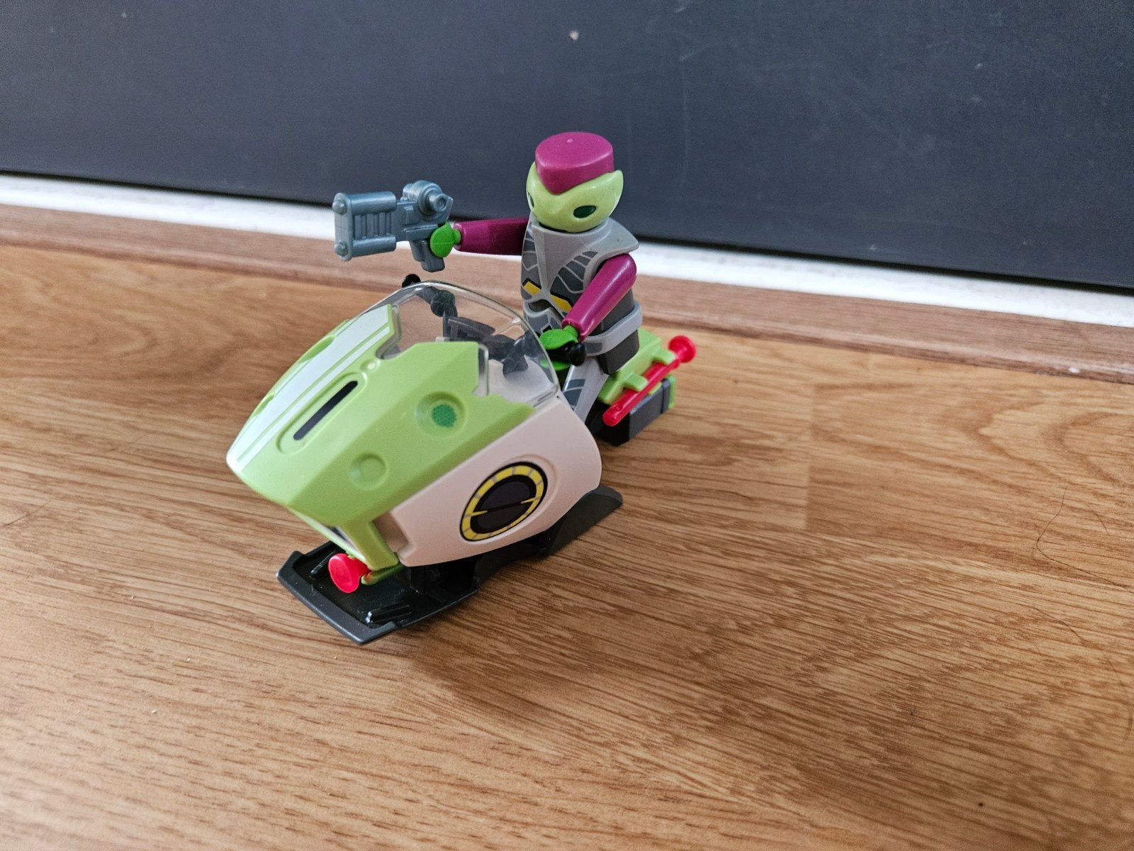 Playmobil alien op ruimtevaartuig met kanon en geweer, Ophalen of Verzenden, Gebruikt, Complete set