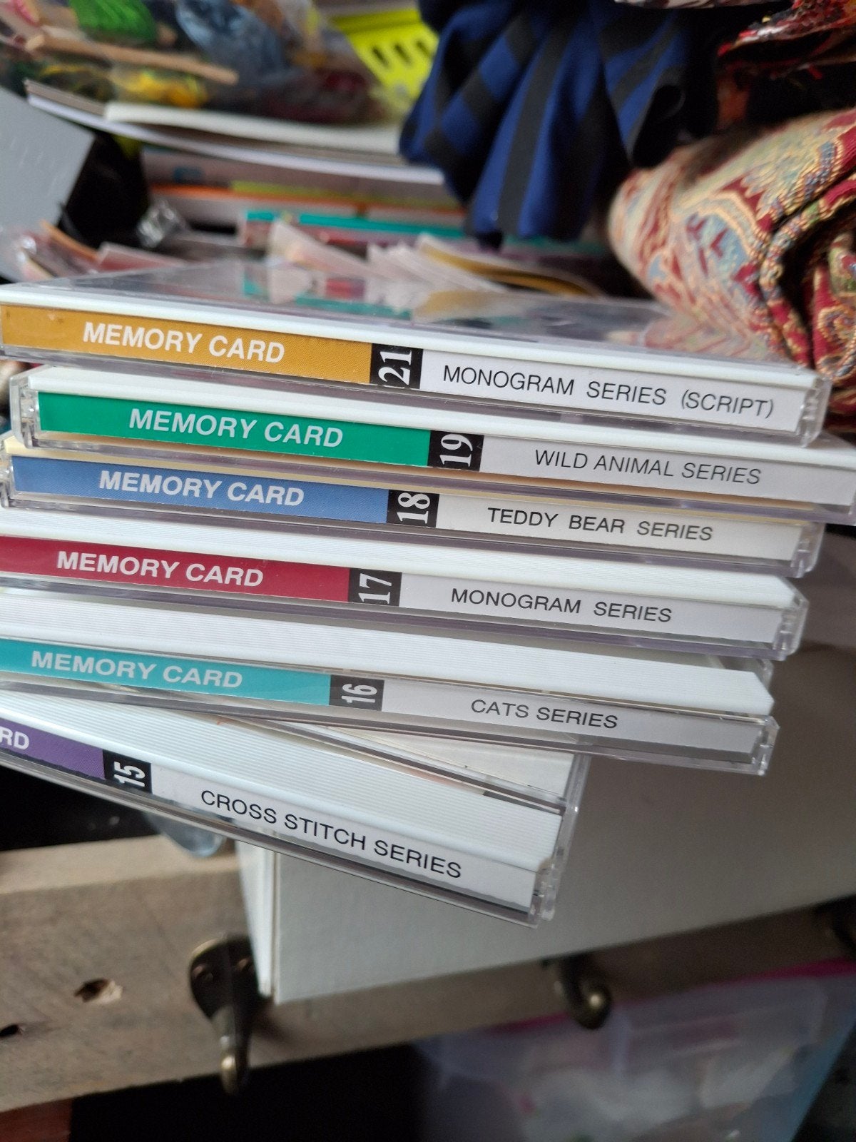 Diverse memorycards. Voor Janome borduurmachine ., Ophalen of Verzenden