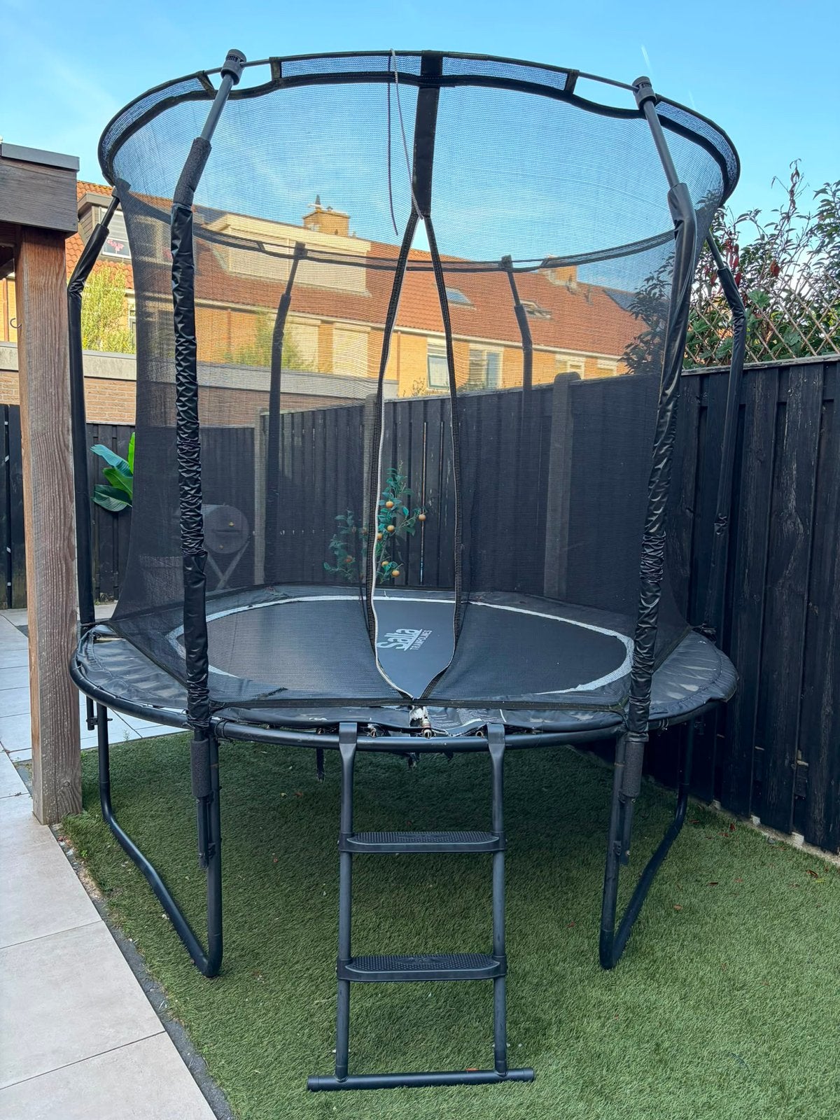 Salta trampoline, Ophalen, Gebruikt
