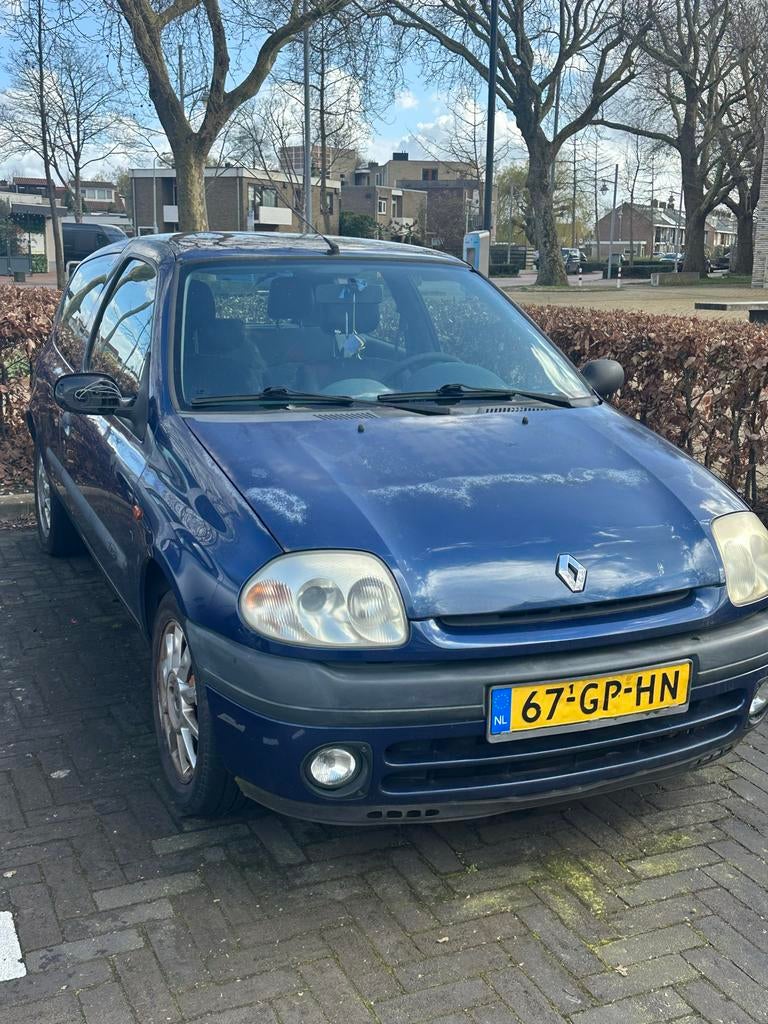 Renault Clio 1.2 RN 2001 Blauw, 31 €/maand, 4 cilinders, 855 kg, Origineel Nederlands