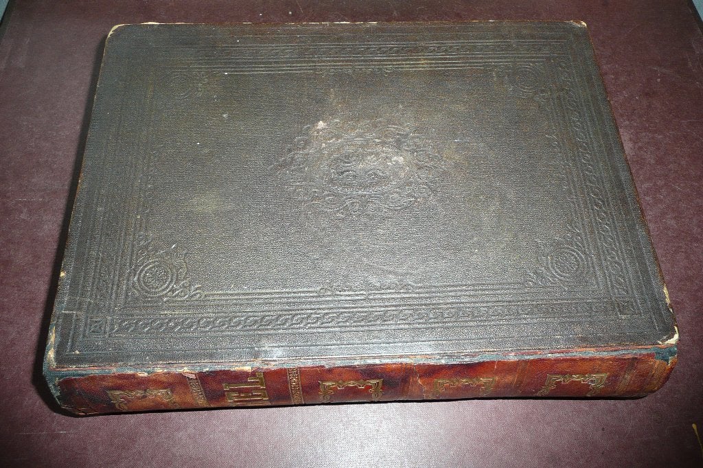 Statenbijbel uitgegeven door A.W. Sijthoff in Leiden., Antiek en Kunst, Antiek | Boeken en Bijbels, Ophalen of Verzenden, Statenbijbel uitgegeven door A.W. Sijthoff in Leiden.