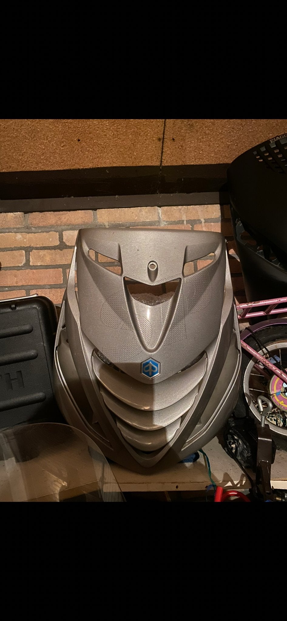 Voorkap Piaggio Zip Grijs, Fietsen en Brommers, Brommeronderdelen | Scooters, Ophalen of Verzenden, Gebruikt, Kap, Piaggio
