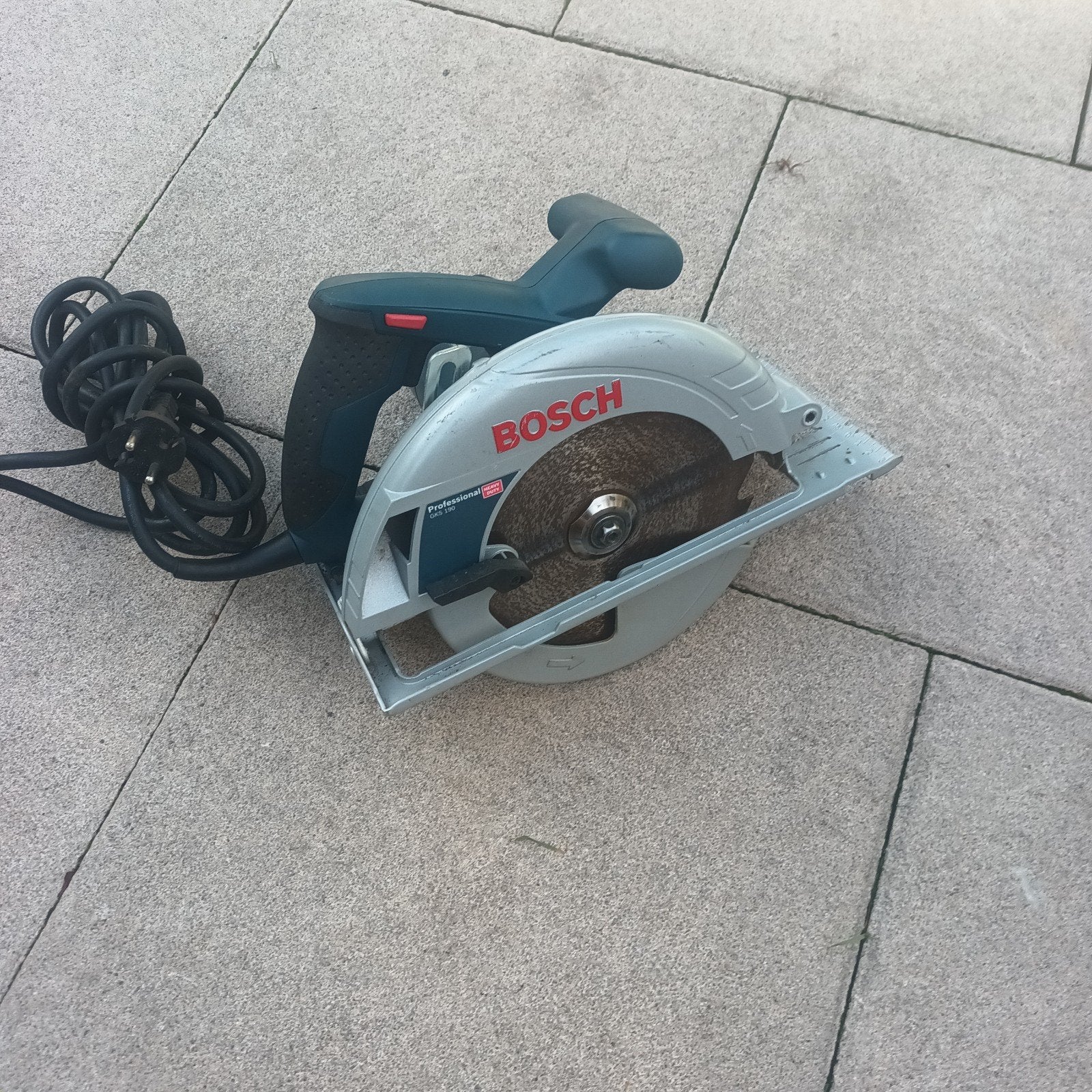 blauwe Bosch Professional Cirkelzaag GKS 190 - 1400W, Ophalen, 1200 watt of meer, Cirkelzaag, 30 tot 70 mm