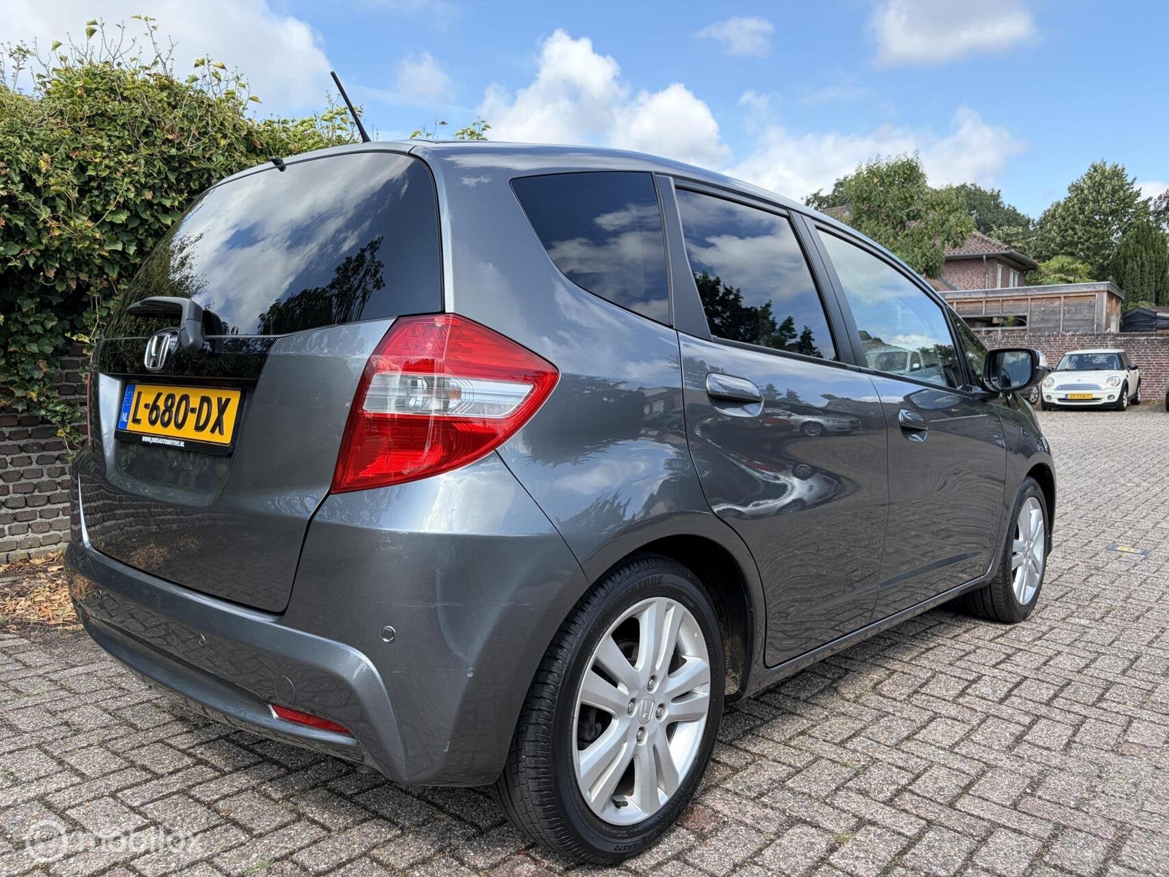 Honda Jazz 1.4 Elegance AUTOMAAT Climate control / APK 05-27, Auto's, Euro 5, Stof, Gebruikt, Zwart