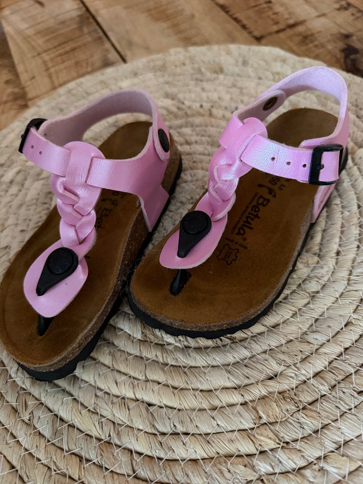 Betula sandalen maat 25, zo goed als nieuw, Kinderen en Baby's, Kinderkleding | Schoenen en Sokken, Ophalen of Verzenden, Zo goed als nieuw
