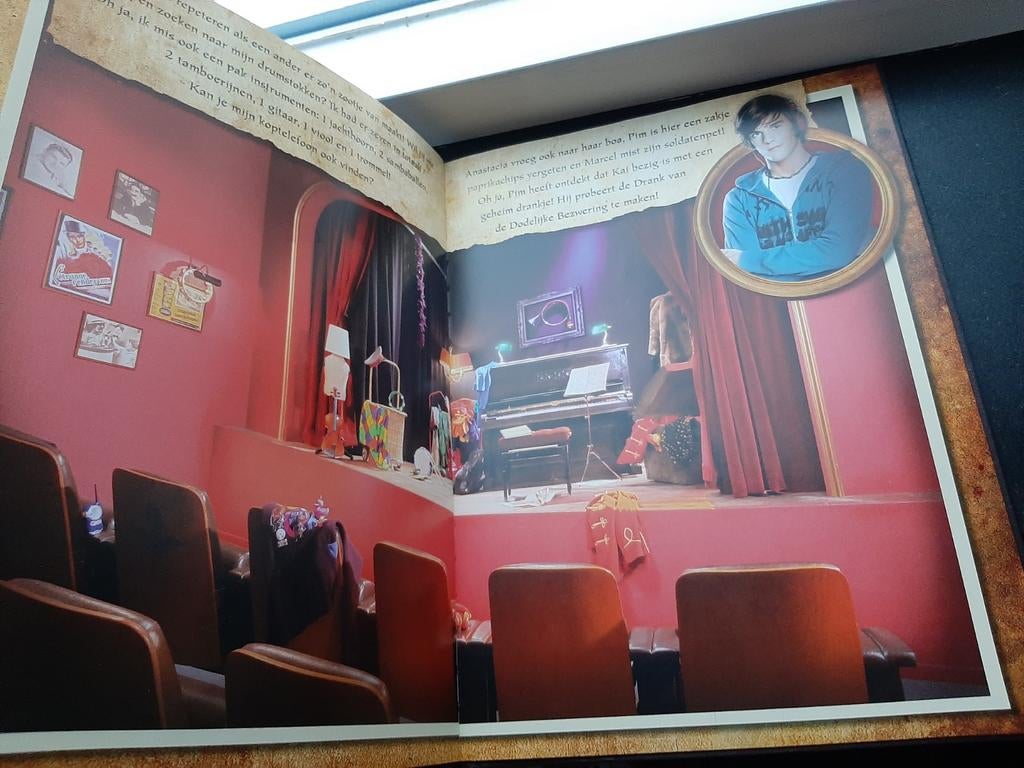 Het huis Anubis boek de geheime formule zoekboek, Ophalen of Verzenden