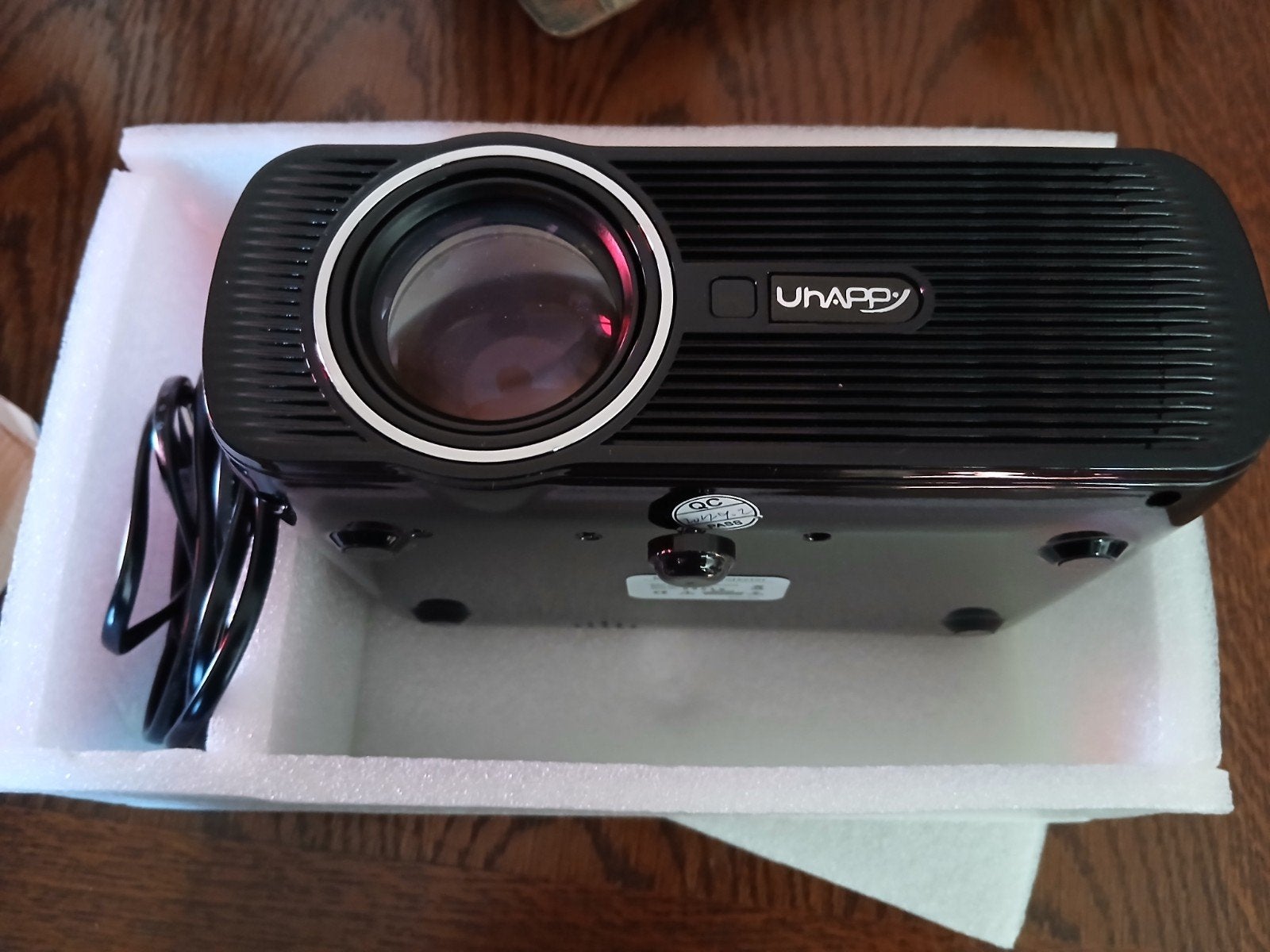 Uhappy Projector - Full HD 1080p ondersteuning, LED, Ophalen of Verzenden, Zo goed als nieuw, Uhappy