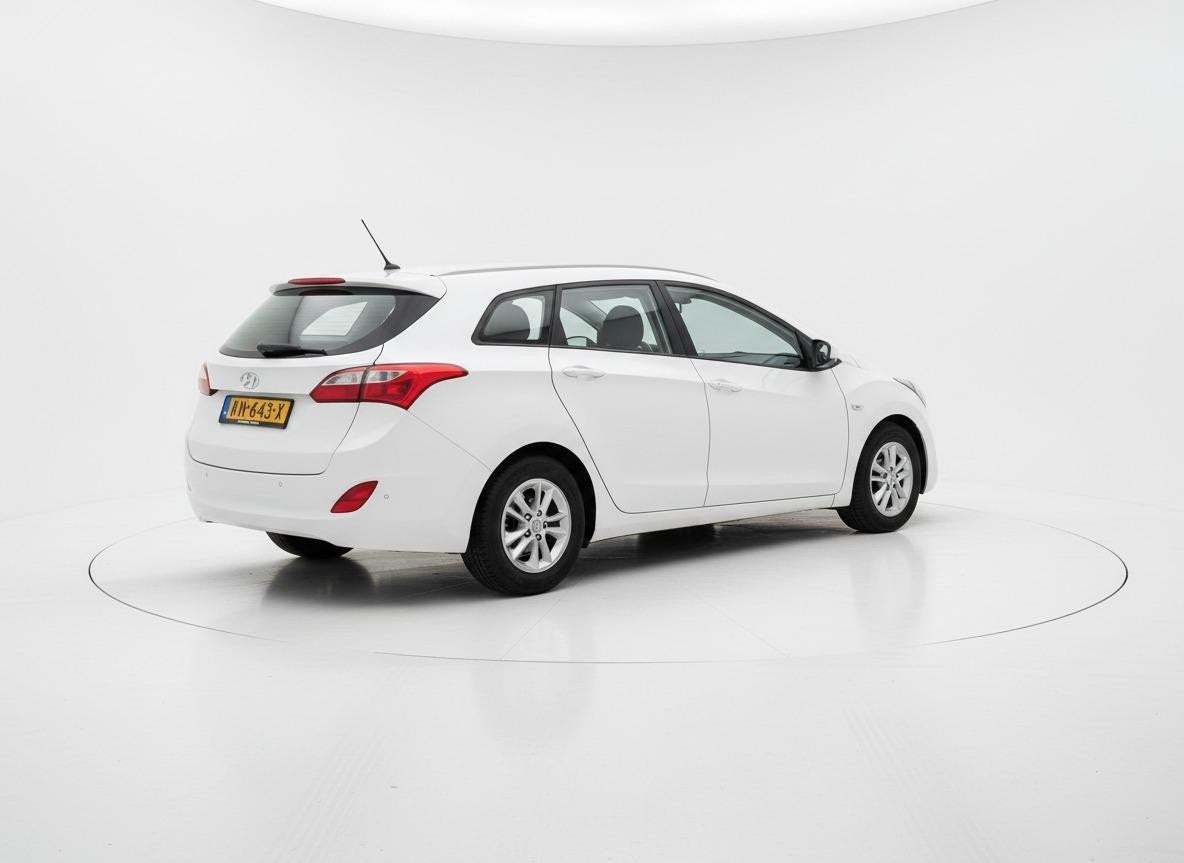 Hyundai i30 1.4 i-Drive, Voorwielaandrijving, Gebruikt, Euro 6, 4 cilinders