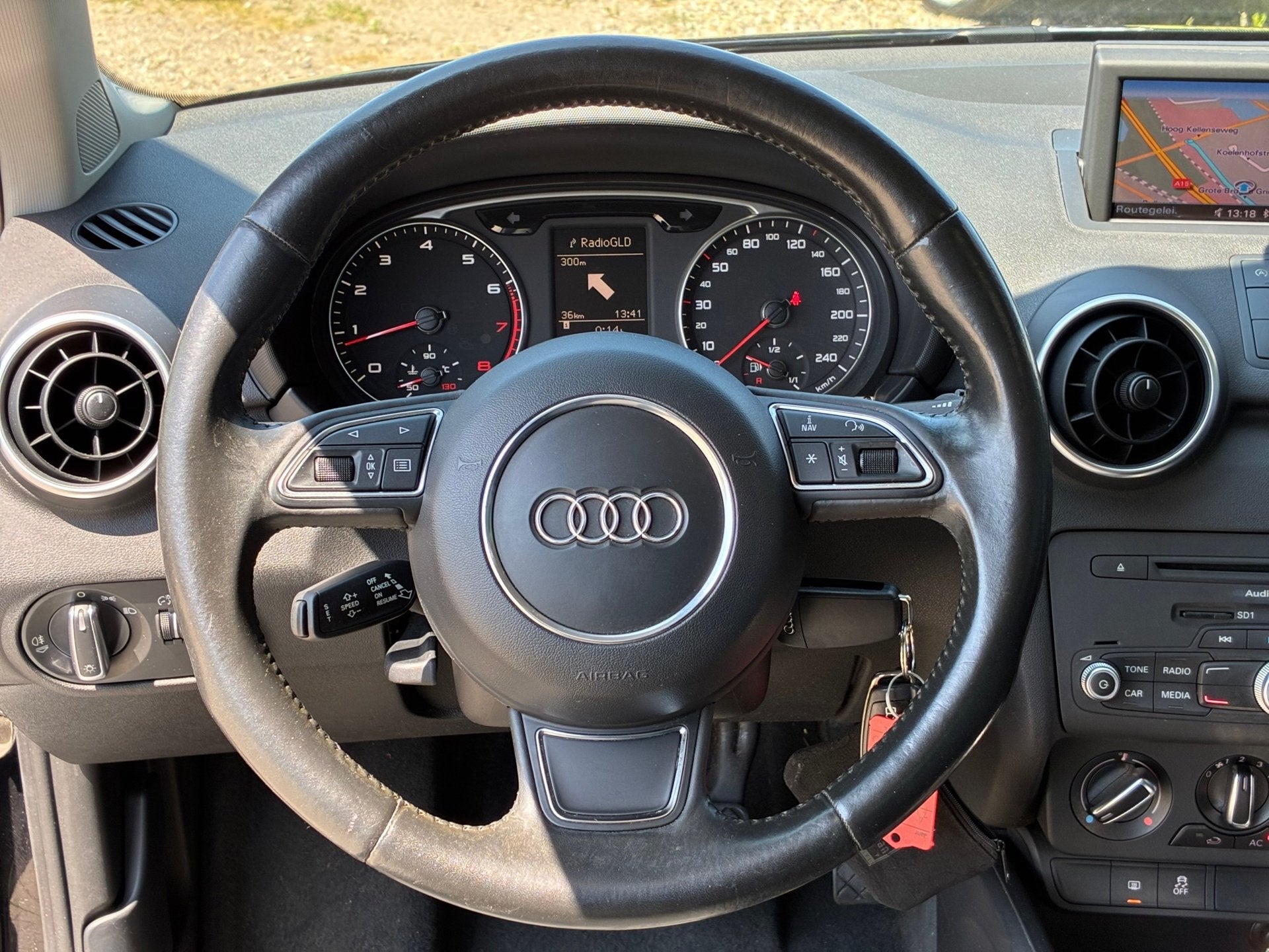 Audi A1 1.4 TFSI Attraction Pro Line Business|1e Eigenaar|Pa, Euro 5, 4 cilinders, 4 stoelen, Origineel Nederlands