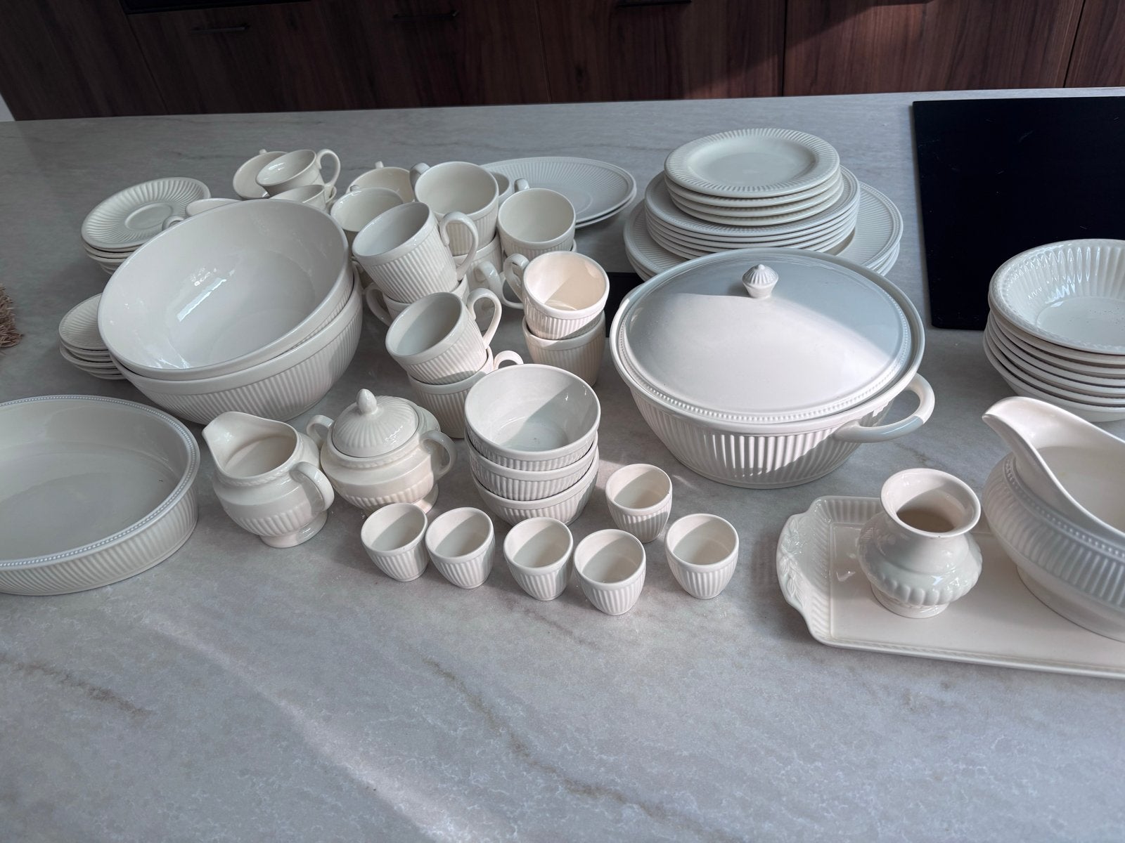 Uitgebreid Empire Royal Creamware servies - 60+ delig, Ophalen, Gebruikt, Overige merken, Compleet servies