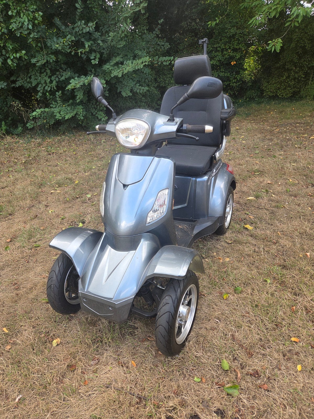 snelle scootmobiel van het merk For Motion on Four Quad, Diversen, Brommobielen en Scootmobielen, Overige merken, Gebruikt, Ophalen of Verzenden